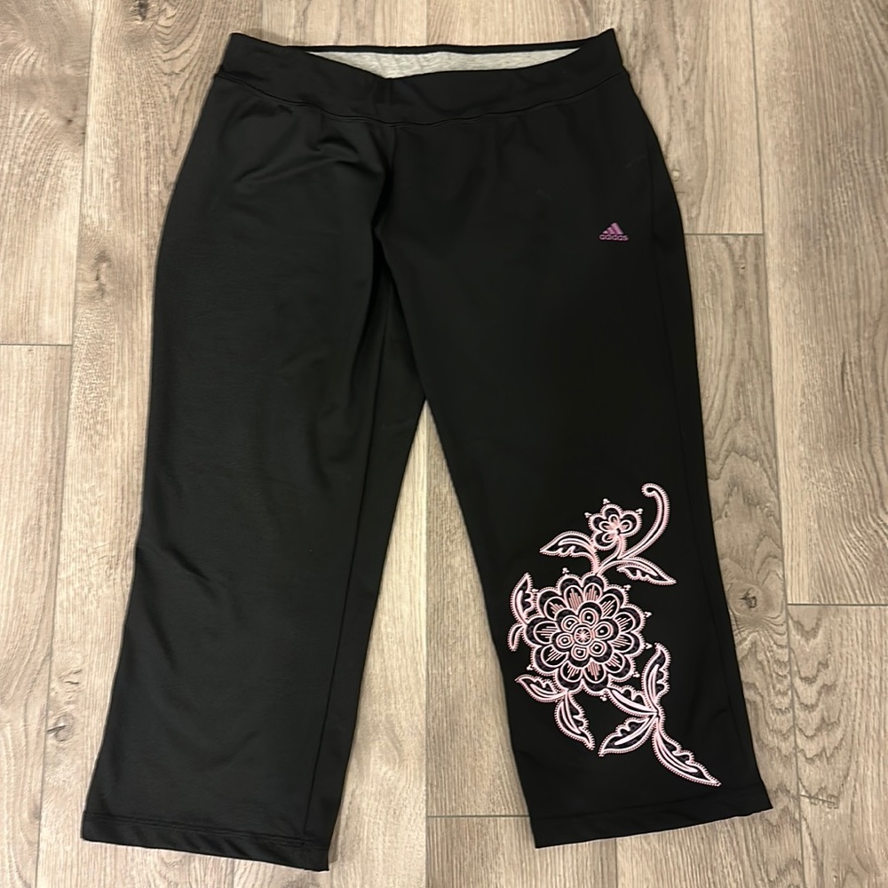Adidas capri loose pants with flower print size large